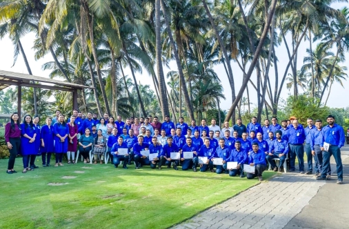 Rewards & Recognition 01